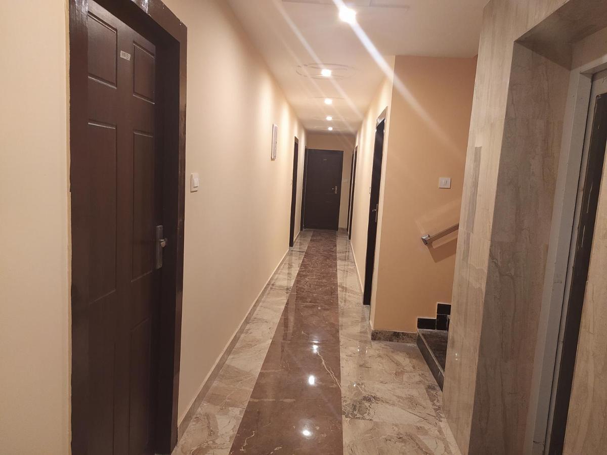 Hotel Royal Central By Akc Hotels Haridwār Exteriör bild