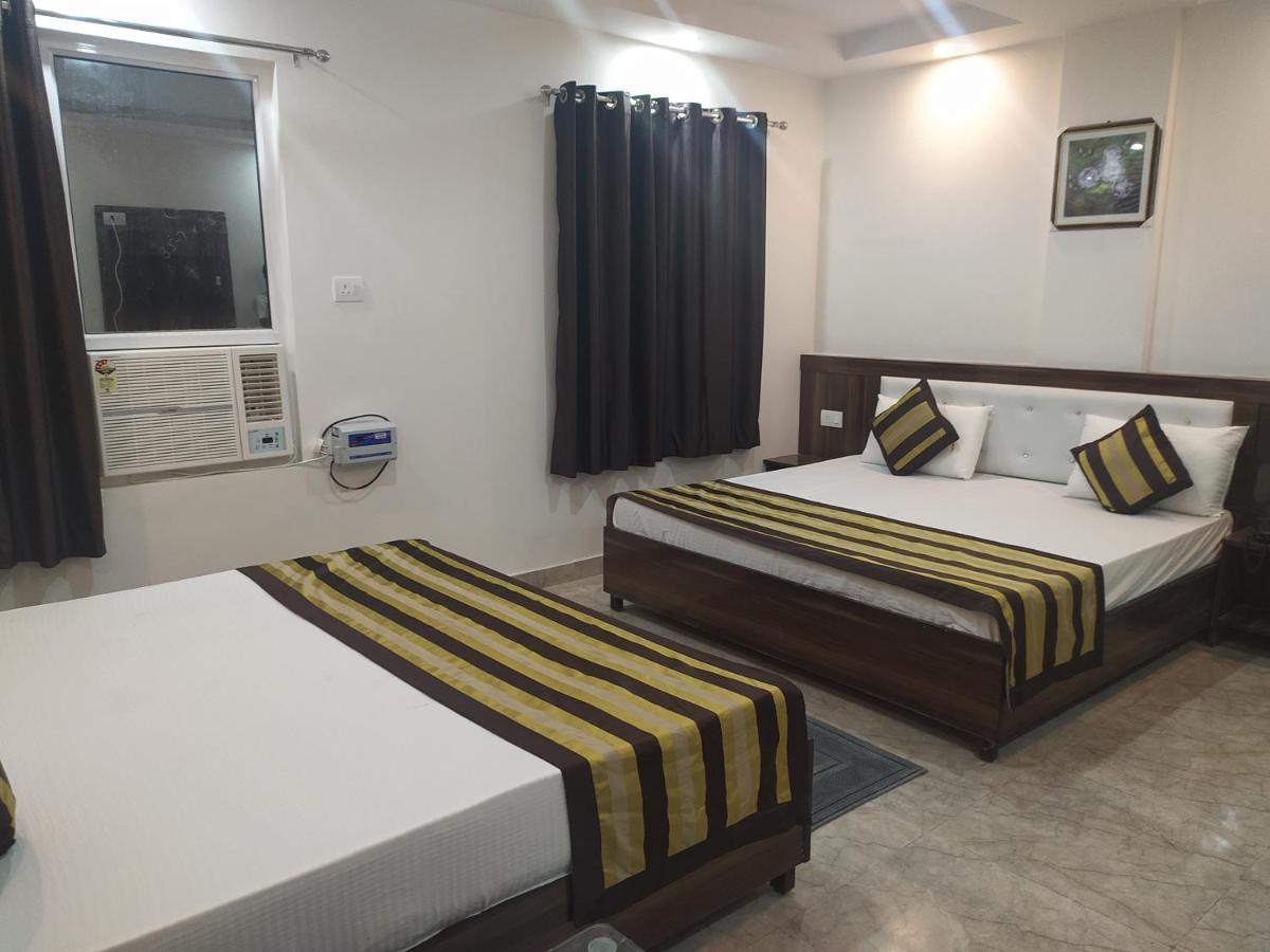Hotel Royal Central By Akc Hotels Haridwār Exteriör bild