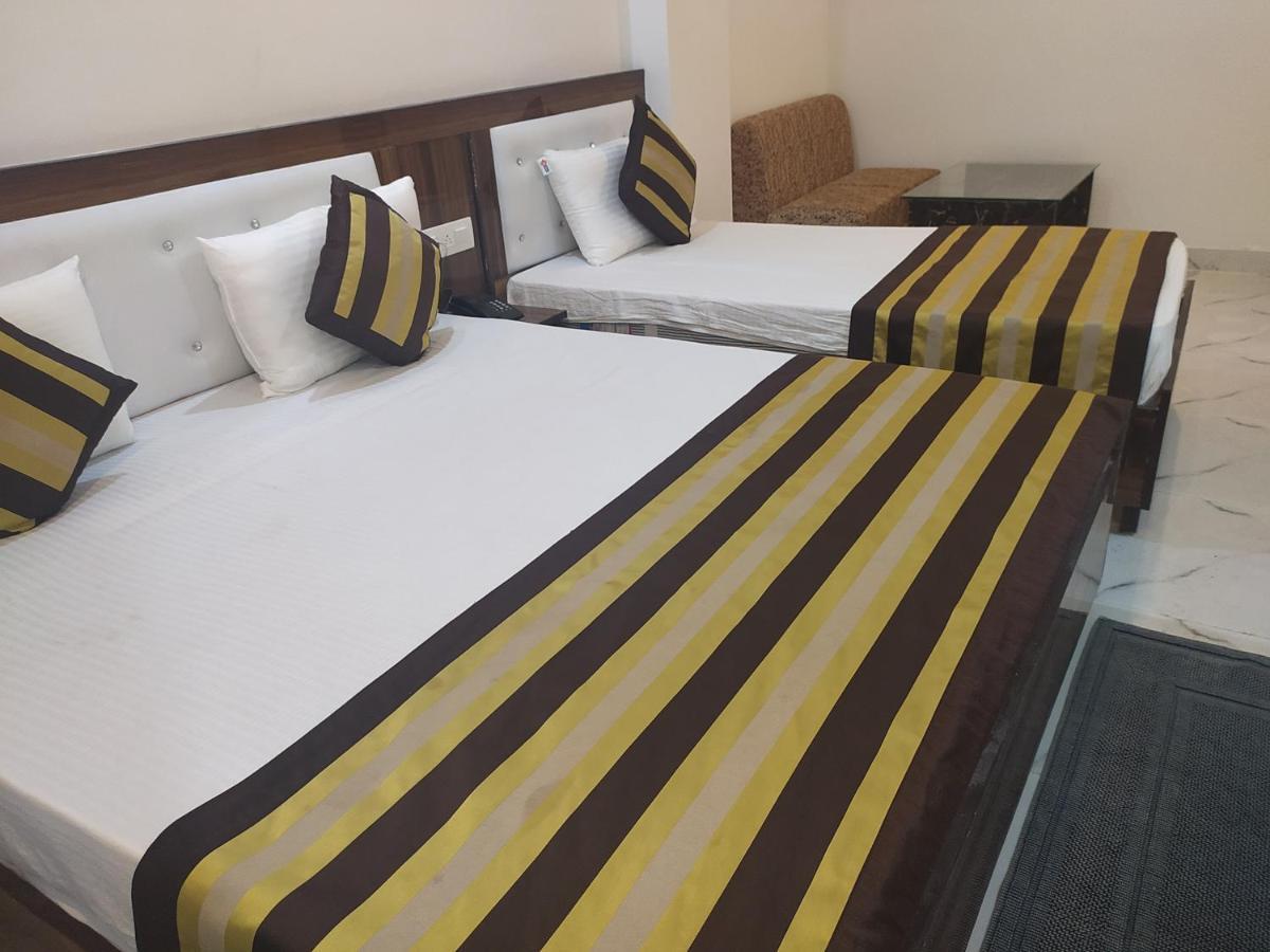 Hotel Royal Central By Akc Hotels Haridwār Exteriör bild